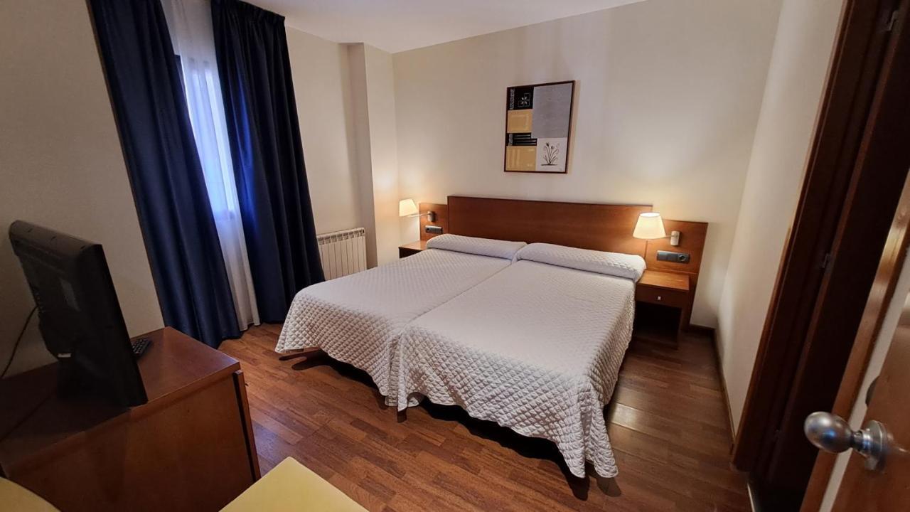 Hotel Suite Camarena テルエル エクステリア 写真