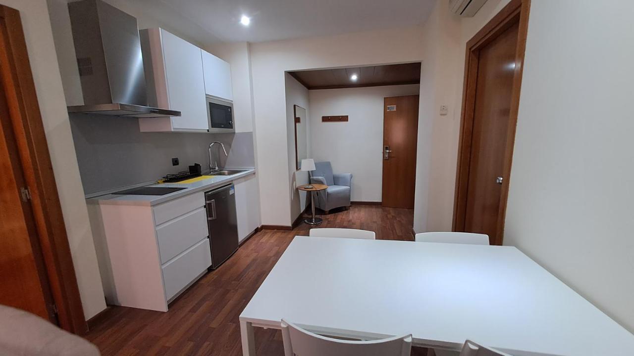 Hotel Suite Camarena テルエル エクステリア 写真