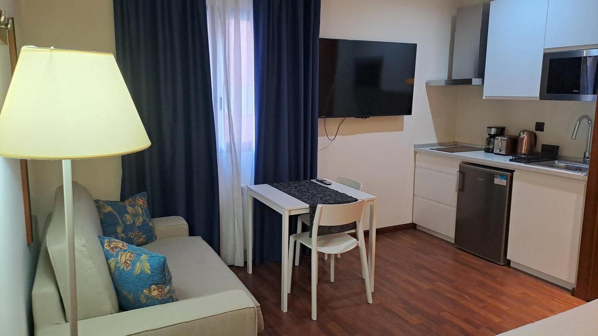 Hotel Suite Camarena テルエル エクステリア 写真