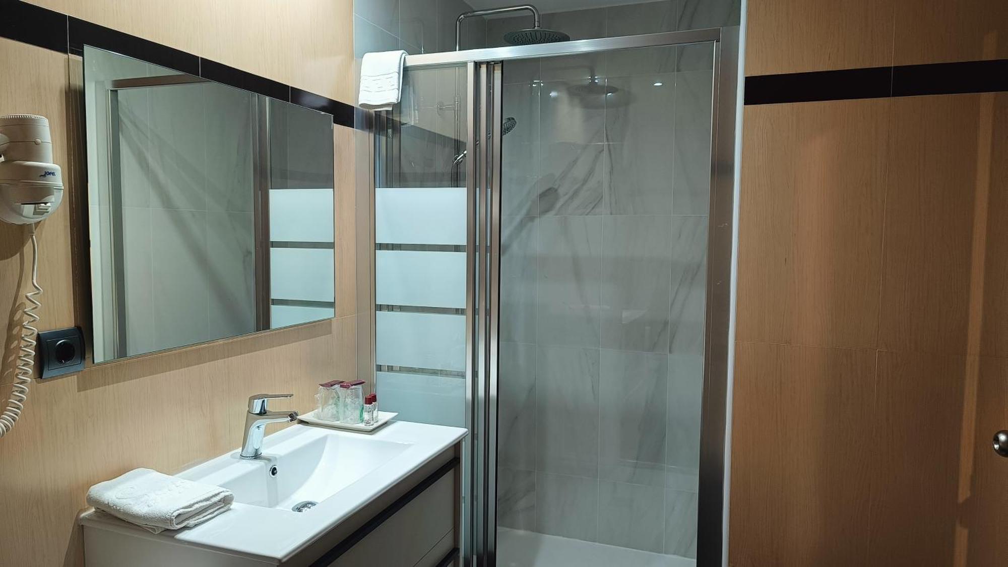 Hotel Suite Camarena テルエル エクステリア 写真