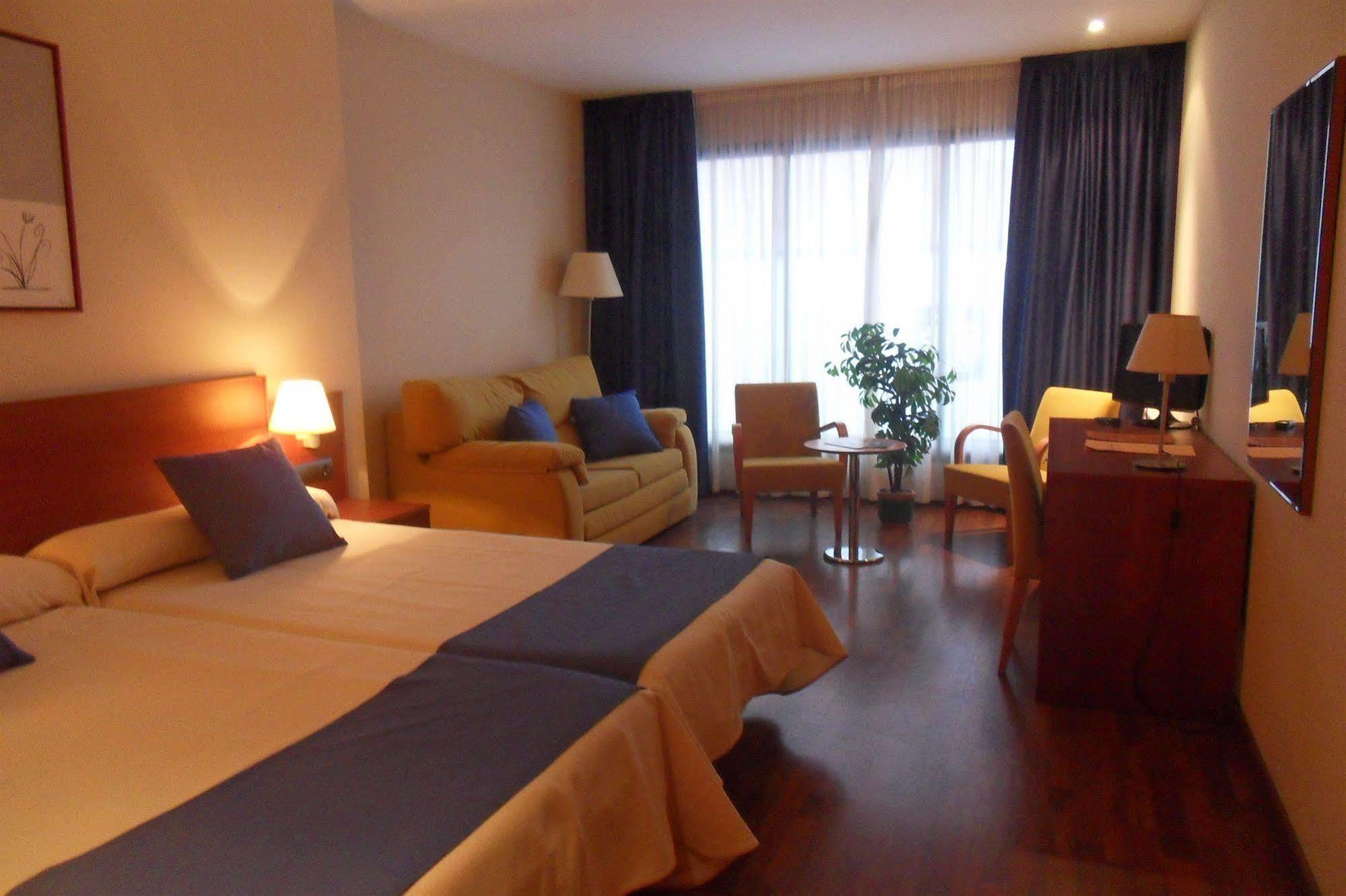 Hotel Suite Camarena テルエル エクステリア 写真