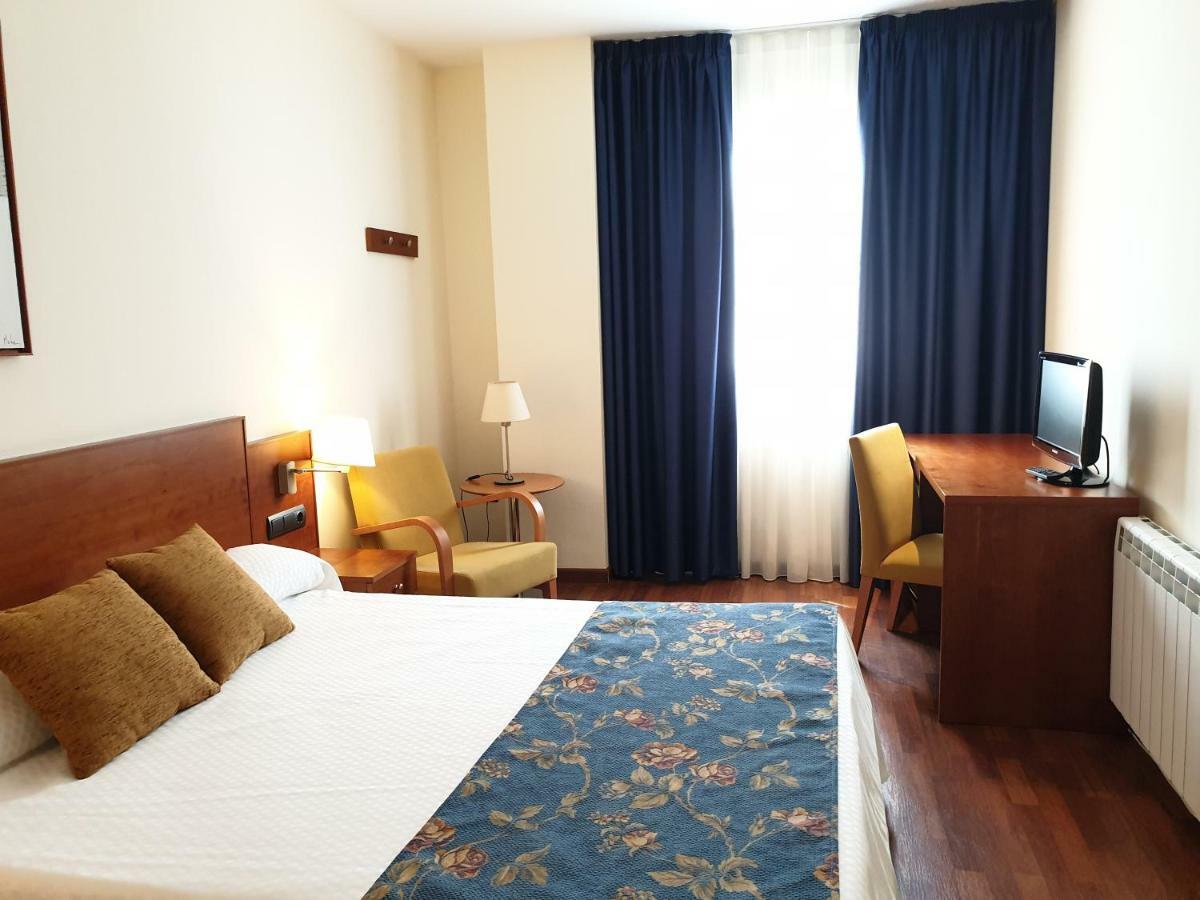 Hotel Suite Camarena テルエル エクステリア 写真